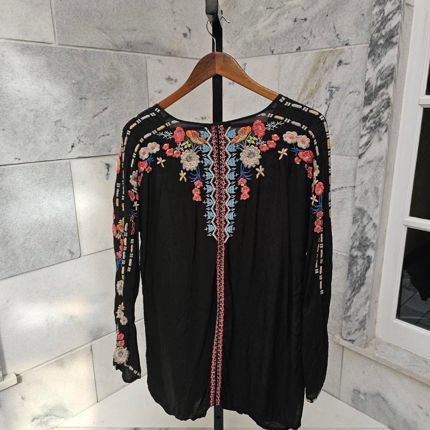 Johnny Was - Emily Embroidered Henly V Neck Long Sleeve
